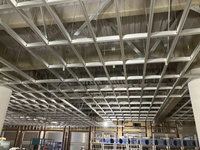 システム天井下地完成(事例1)